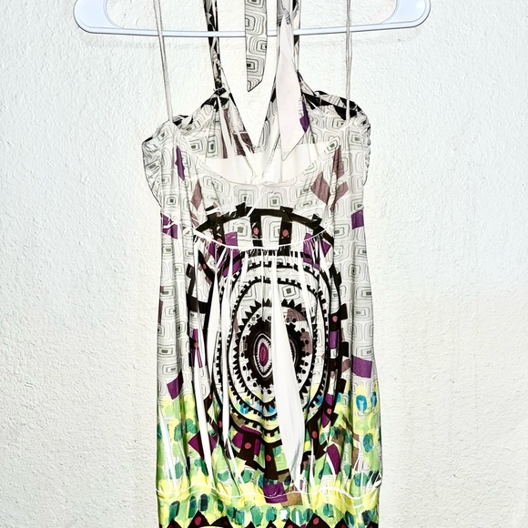 Club Dress Belinda Size Medium Form Fitting Stretchy Mini Mosaic Pattern EUC - Picture 2 of 3